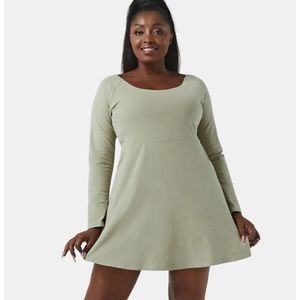 NWT Halara Round Neck Plain Dress (green) size 1X